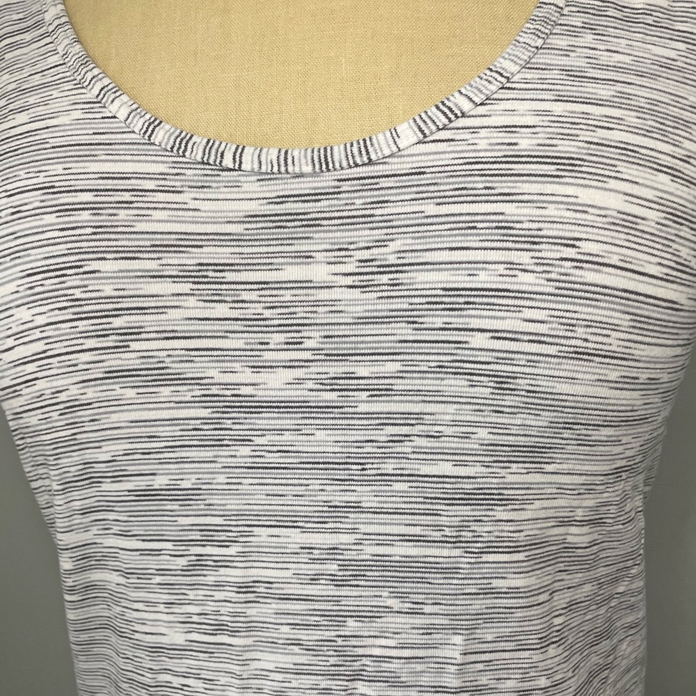Lululemon Cool Racerback Tank - Picture 7 of 9